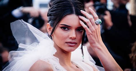 kendall jenner leaked|Kendall Jenner Nude & Hot (12 Photos)